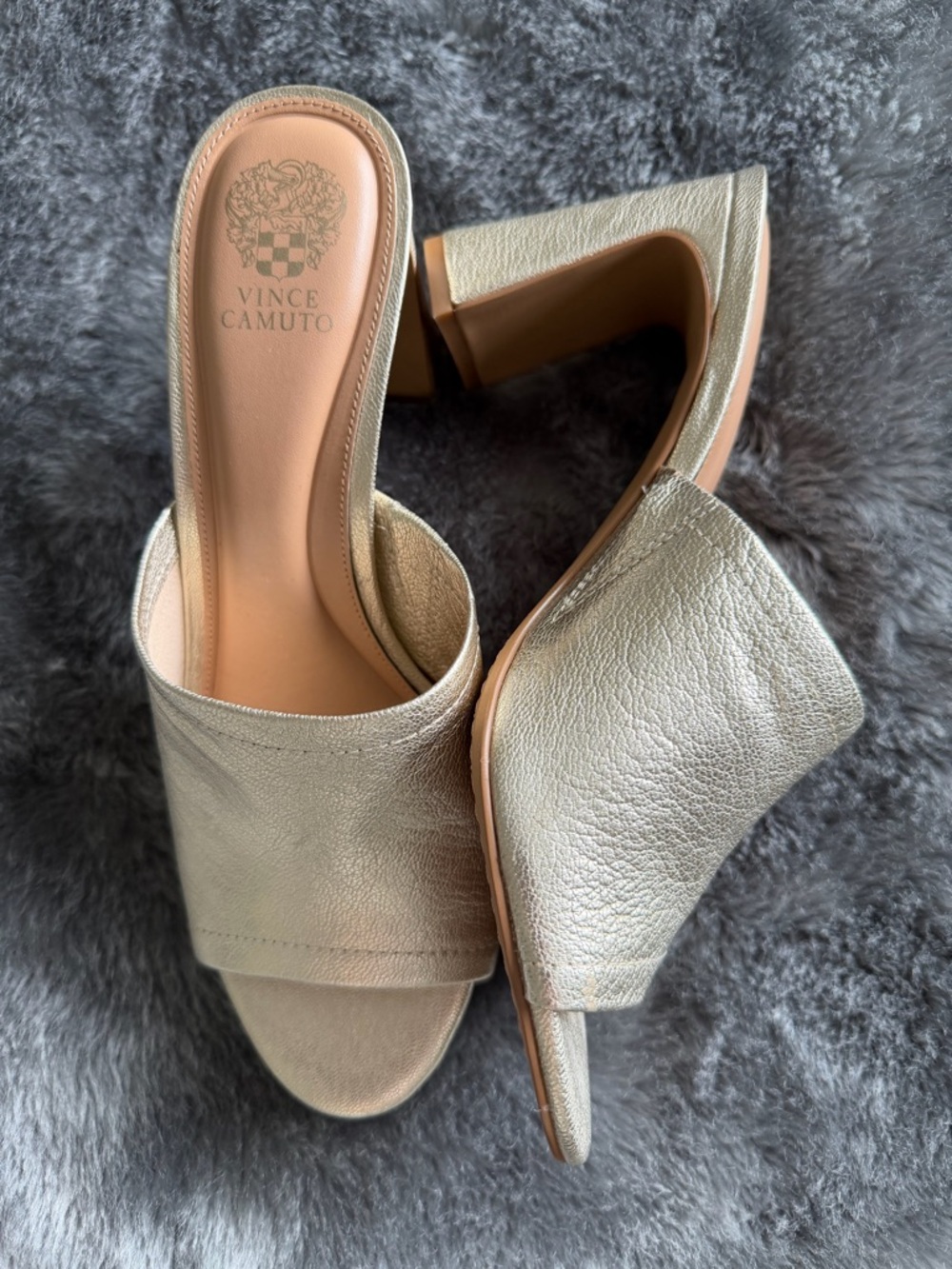 NWOT Vince Camuto gold leather heeled mules
